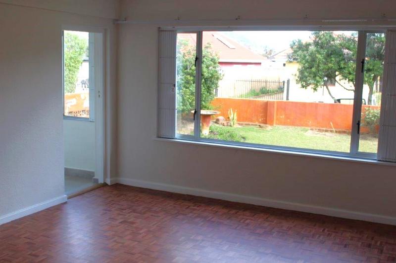 To Let 2 Bedroom Property for Rent in Fish Hoek Western Cape